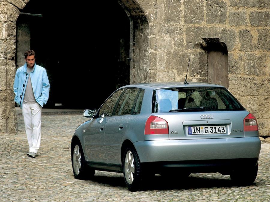  Audi A3 Sportback (8L) 2000 года  (фото 5 из 10)